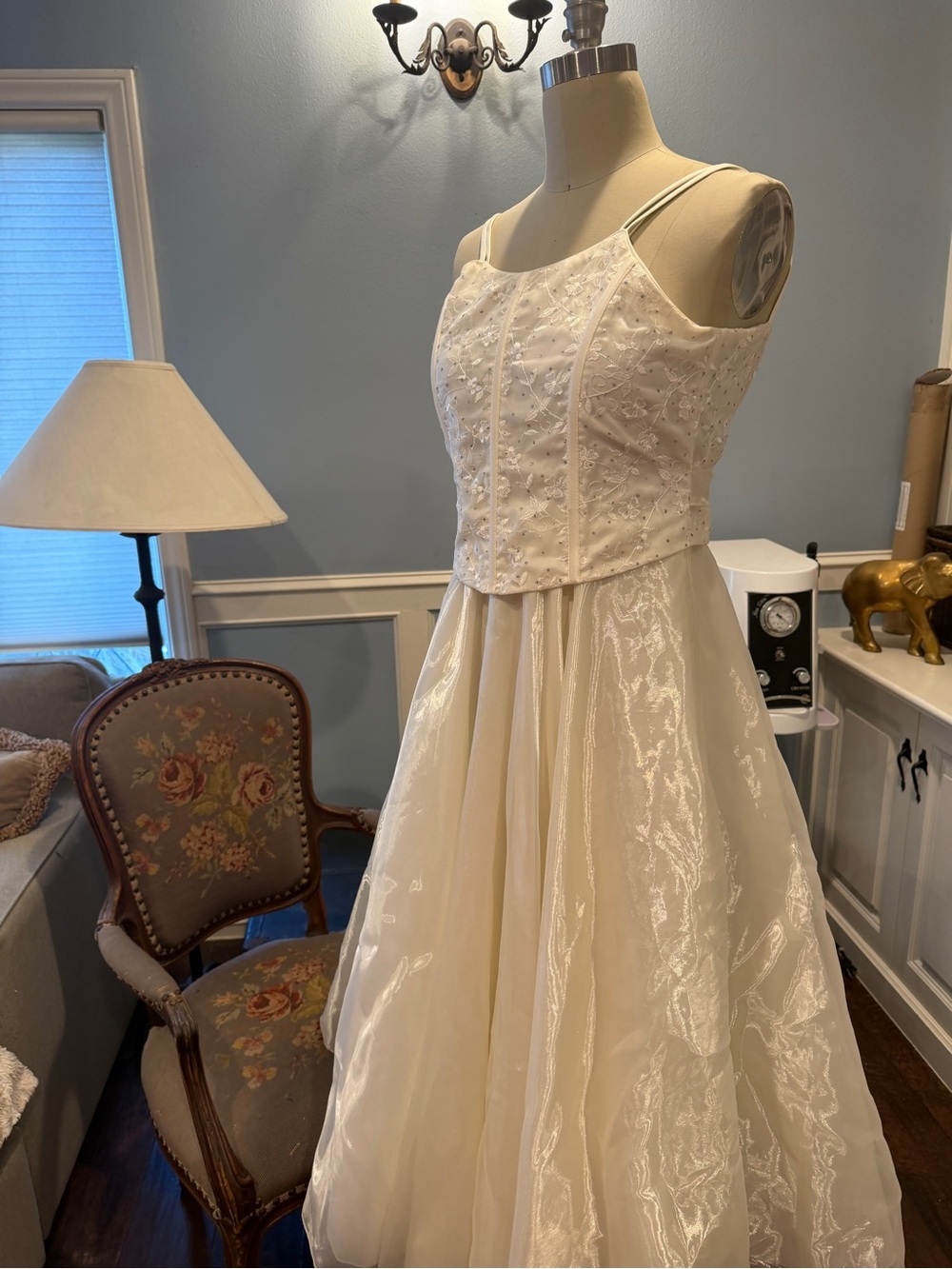 Vintage Ivory Lace Spaghetti-Strap Prom Dress - Picture 2 of 10